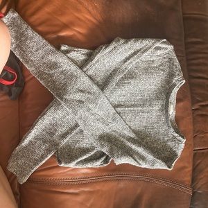 comfy rib knit cropped long sleeve.